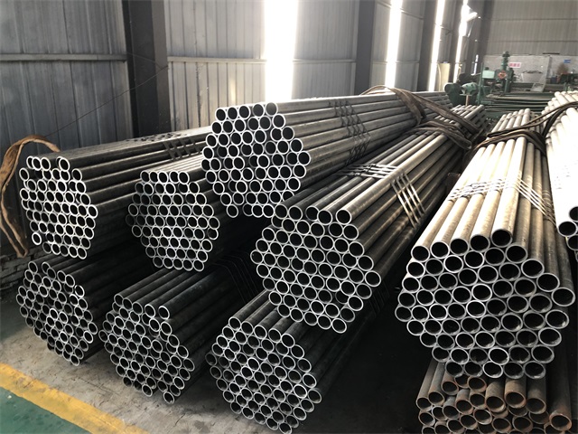 泰州小口径厚壁无缝钢管