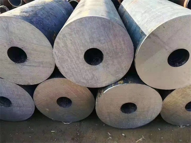 泰州厚壁热轧无缝钢管