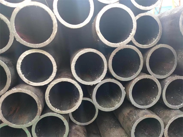 泰州10#结构用无缝钢管